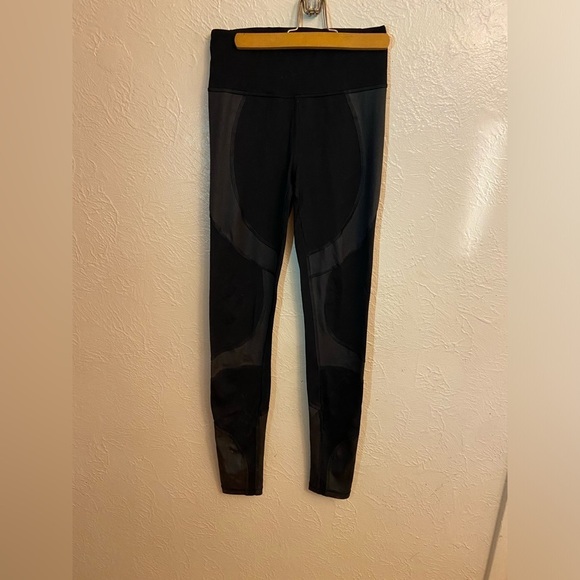 lululemon athletica Pants - Lululemon legging